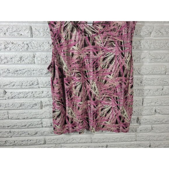 Dress Barn Womens Top 18 20 Plus Tank Purple Geometric Crepe Polyester GEO26E - Picture 3 of 7